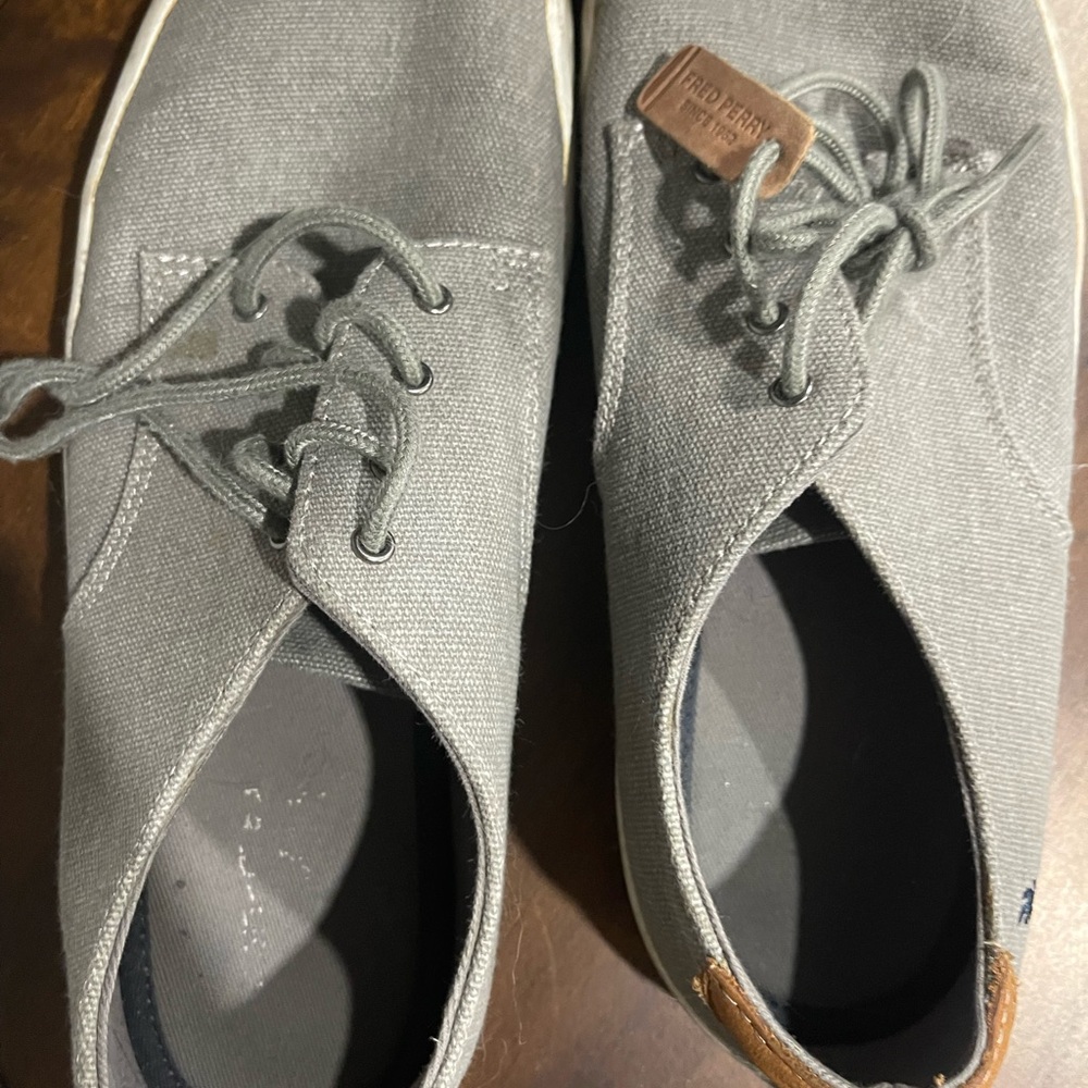 Fred Perry Gray Men's Shoes